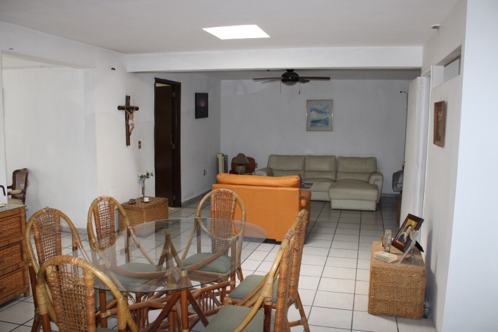 amplia-casa-a-la-venta-en-la-calma-zapopan7-2988