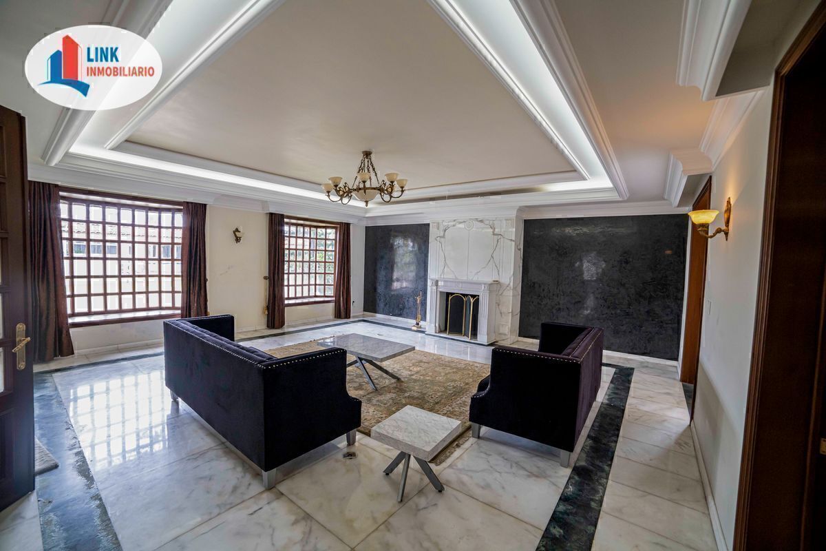 amplia-casa-en-venta-en-club-de-golf-santa-anita12-11573