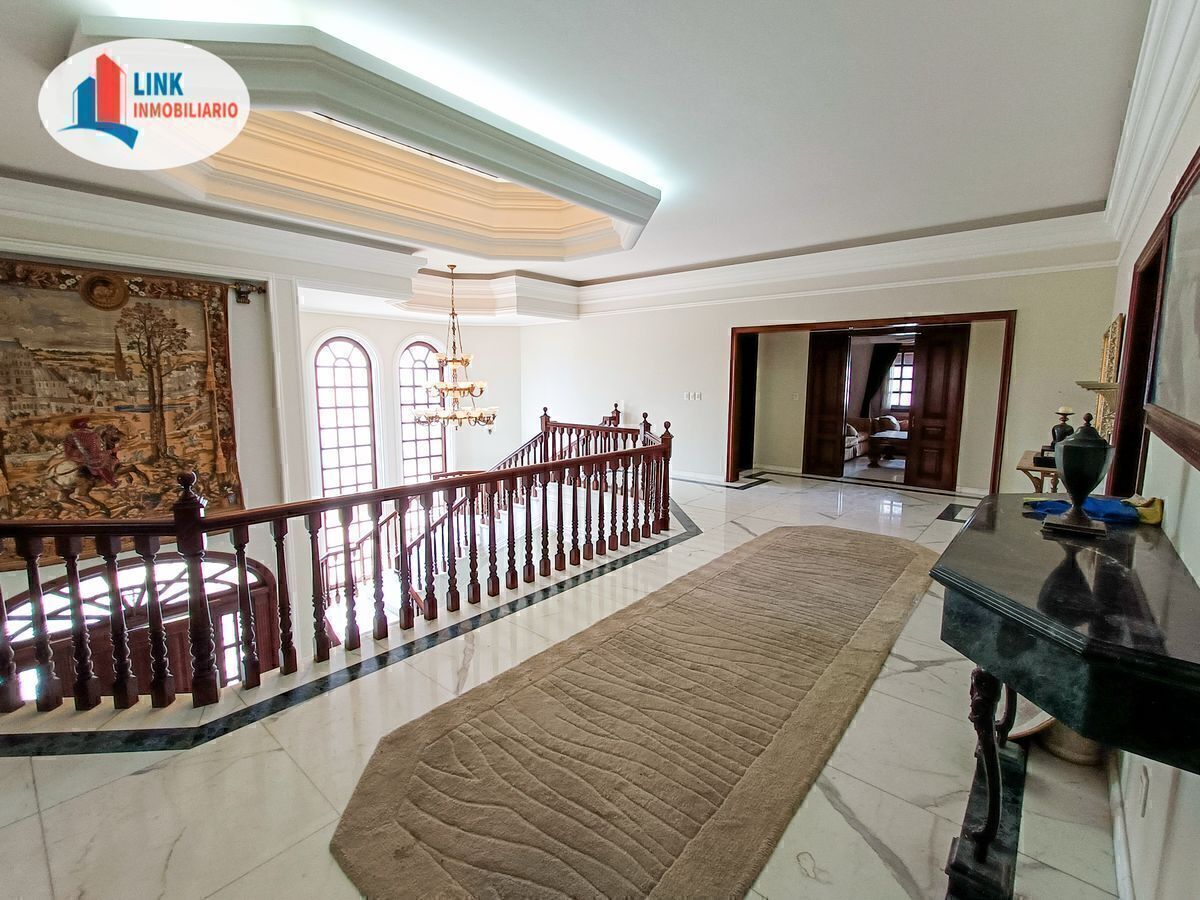 amplia-casa-en-venta-en-club-de-golf-santa-anita19-11573