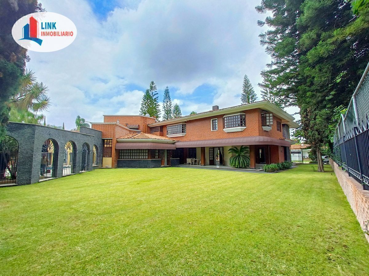 amplia-casa-en-venta-en-club-de-golf-santa-anita33-11573
