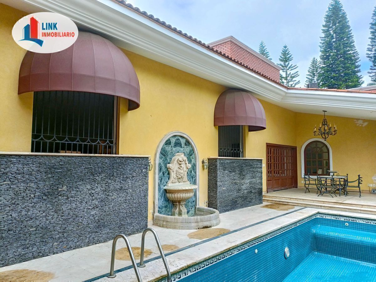 amplia-casa-en-venta-en-club-de-golf-santa-anita36-11573