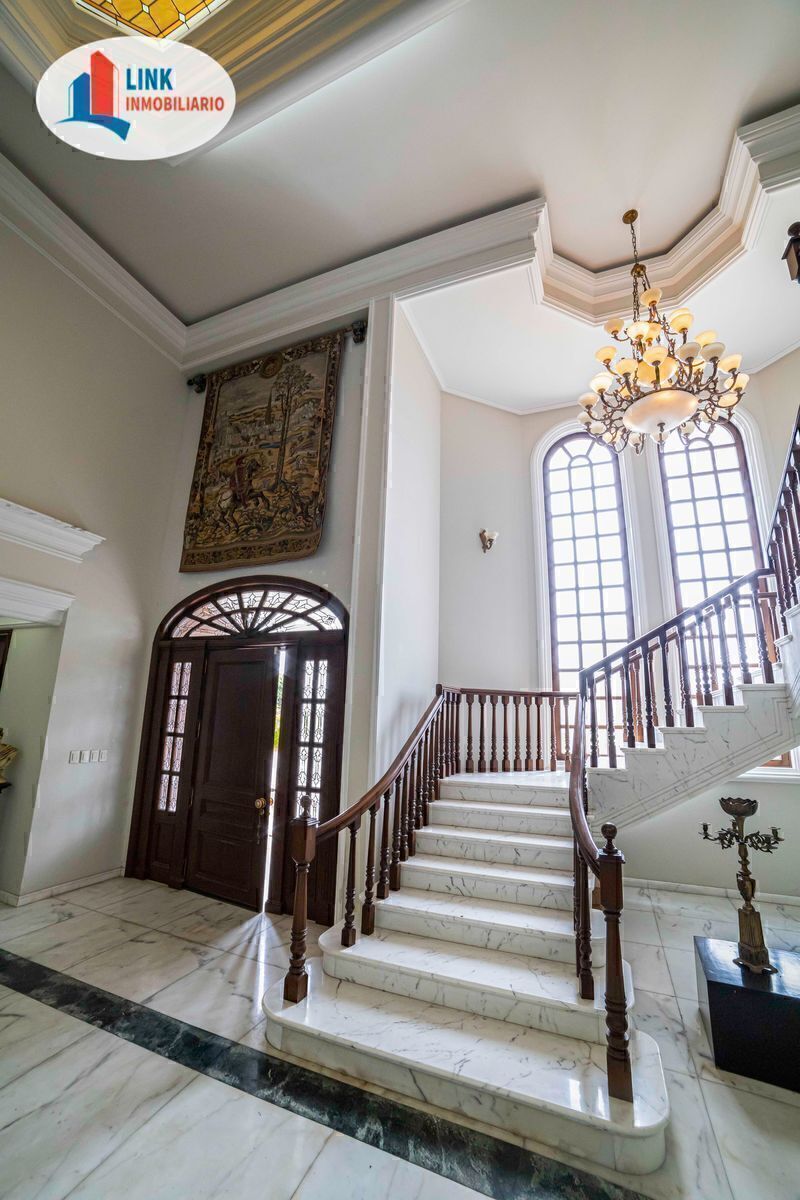 amplia-casa-en-venta-en-club-de-golf-santa-anita5-11573