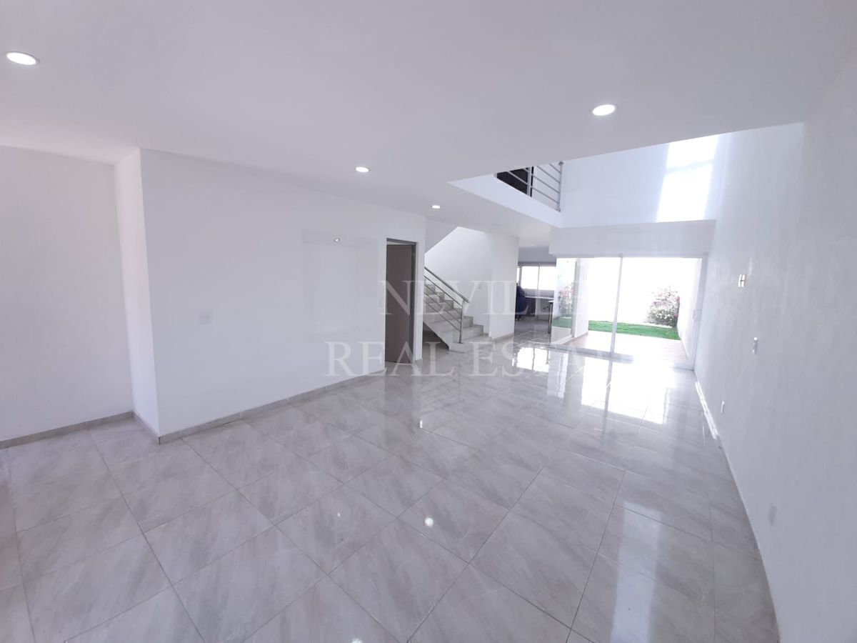 amplia-e-iluminada-casa-en-renta-en-bojai--residencial-el-refugio2-28844