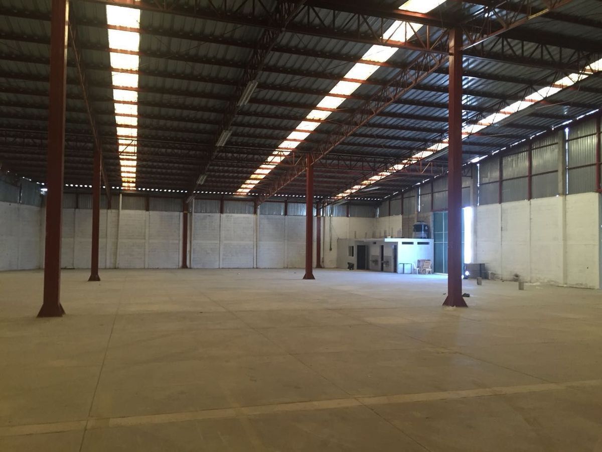 bodega-en-renta-500m26-21702