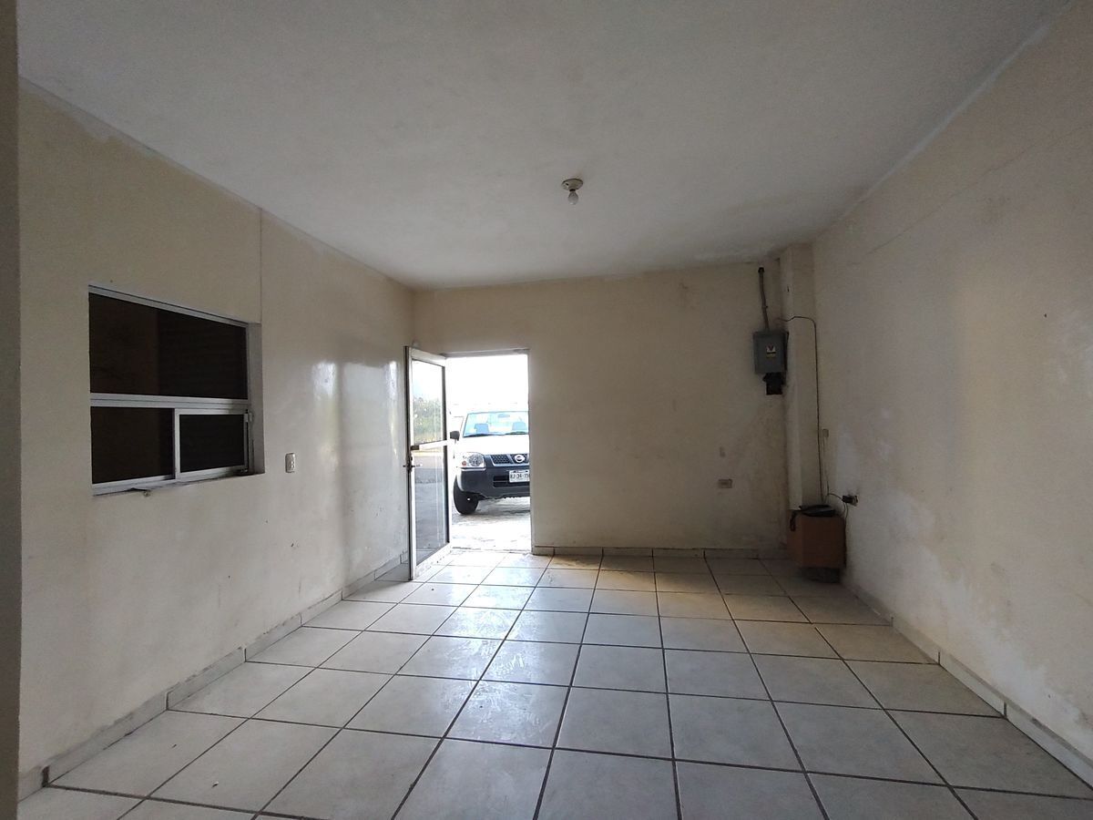 bodega-en-renta-avenida-aztlan-monterrey-asg3-12378