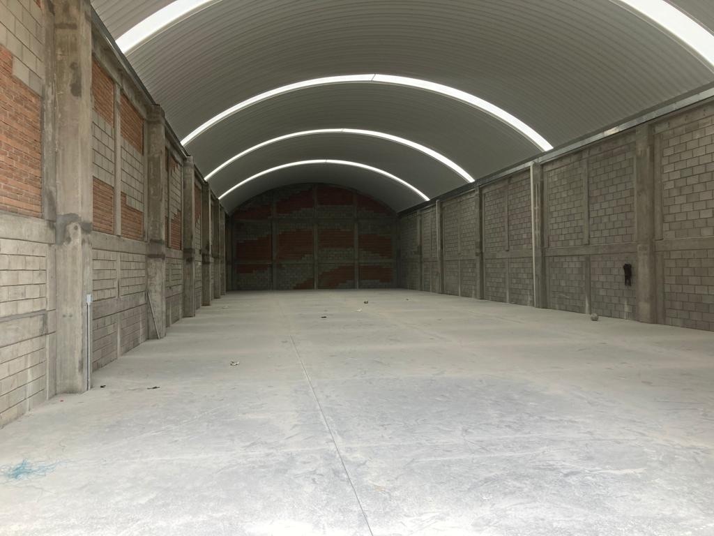 bodega-sobre-carretera14-26309