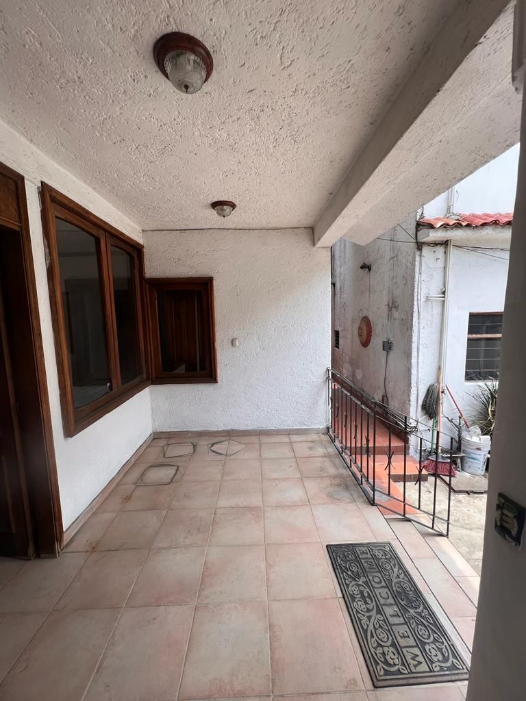 bonitas-casas-ubicadas-en-la-colindependencia12-37276