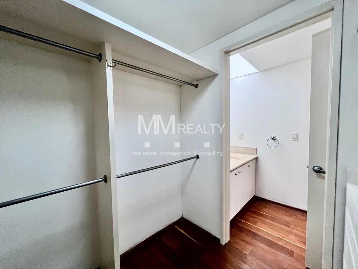 bosques--precioso-y-amplsimo-3-recmaras--beautiful-very-spacious-3-br25-11605