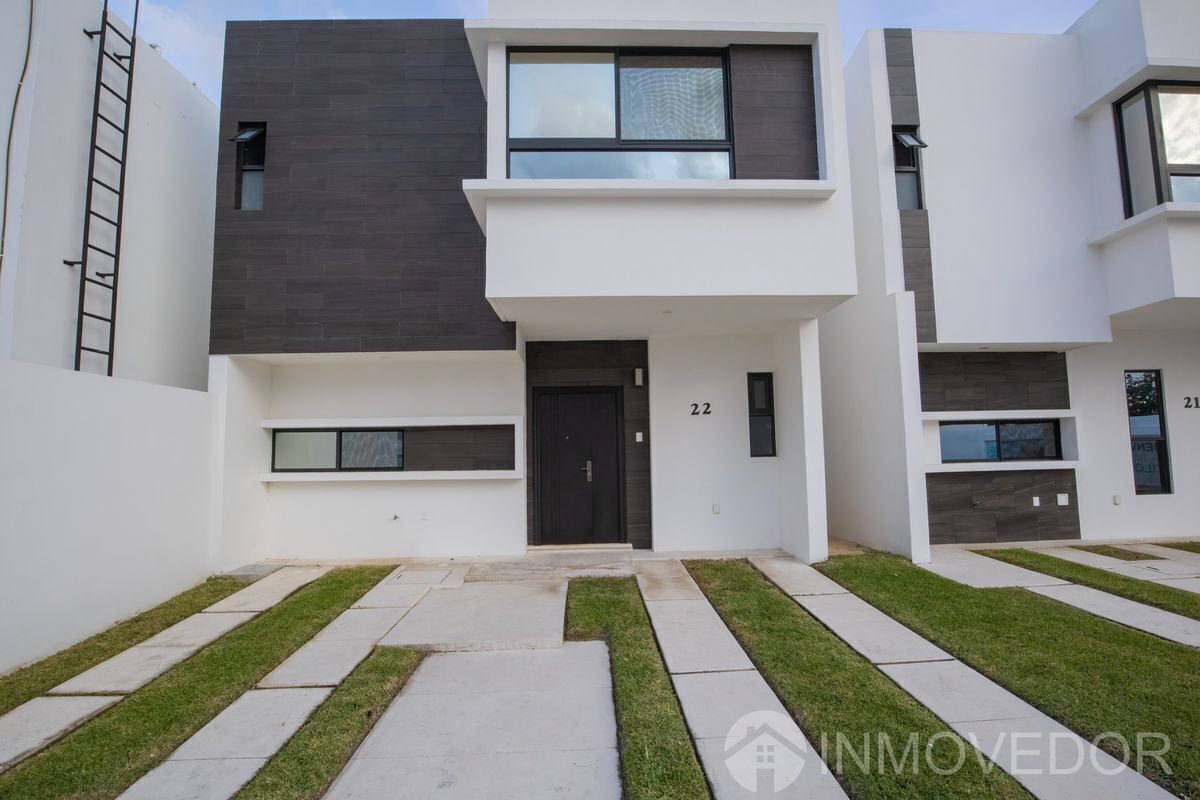 casa--3-recmaras--av-135-polgono-sur--alberca--seguridad--privada-luna32-34998