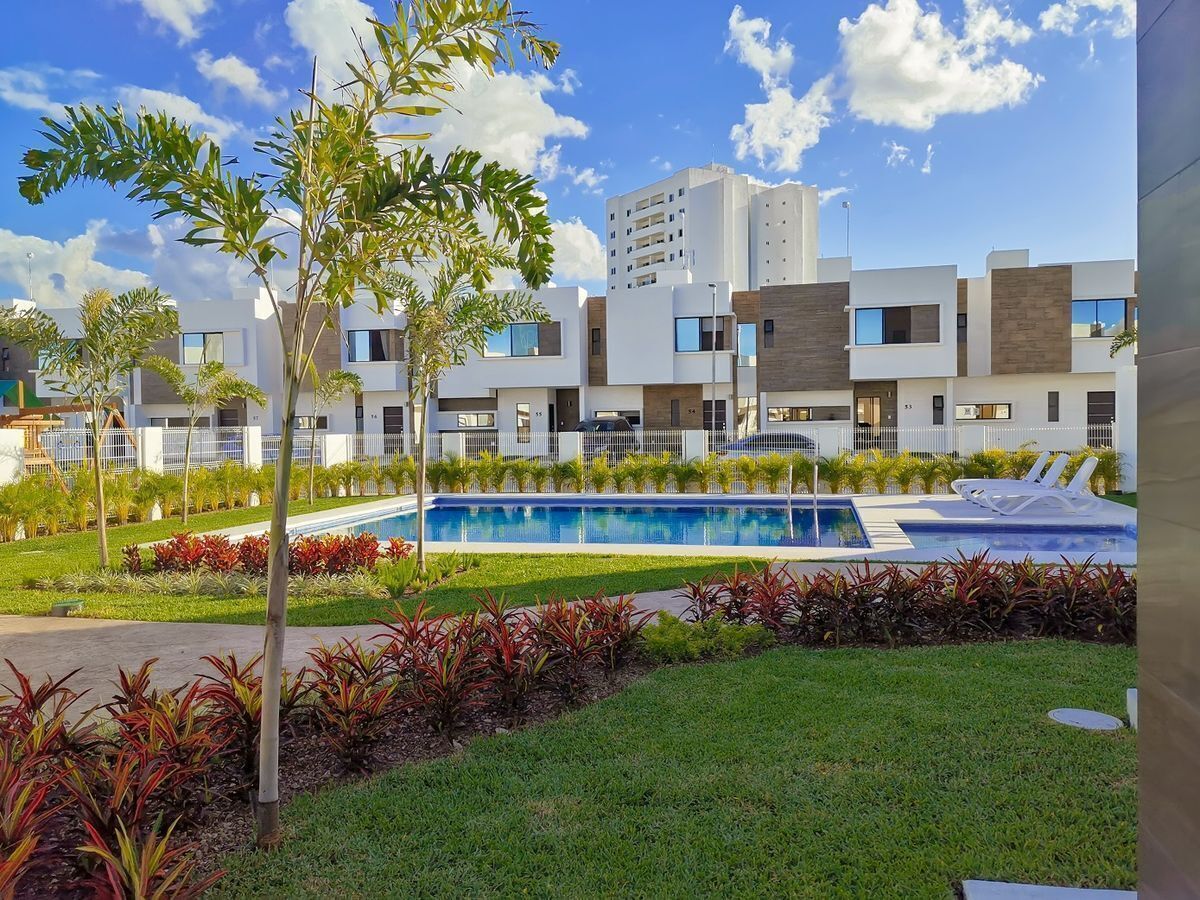 casa--3-recmaras--av-135-polgono-sur--alberca--seguridad--privada-luna41-34998