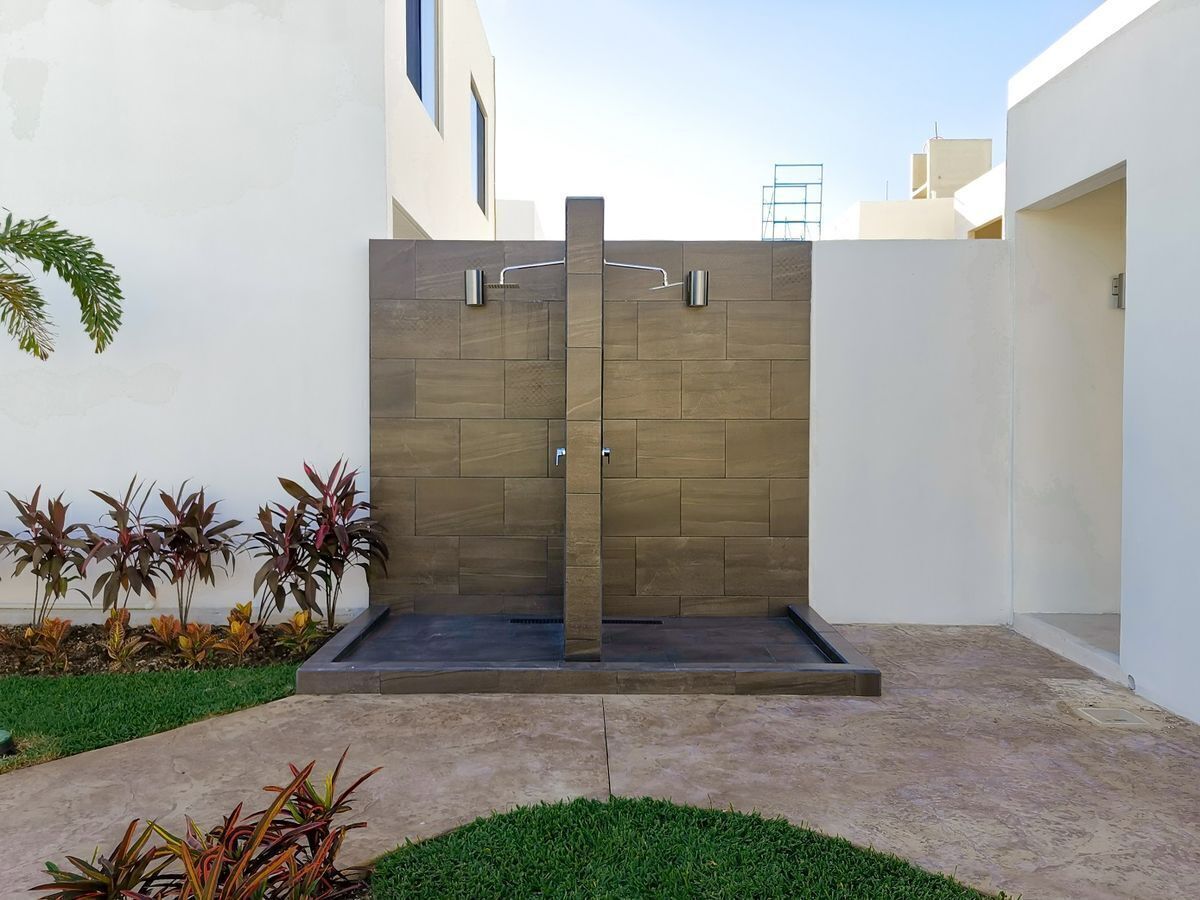 casa--3-recmaras--av-135-polgono-sur--alberca--seguridad--privada-luna42-34998