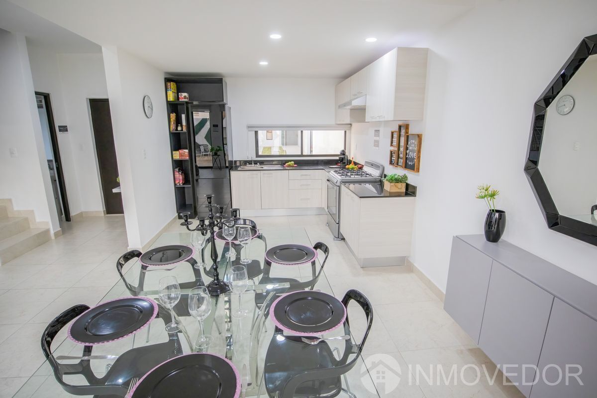 casa--3-recmaras--av-135-polgono-sur--alberca--seguridad--privada-luna7-34998
