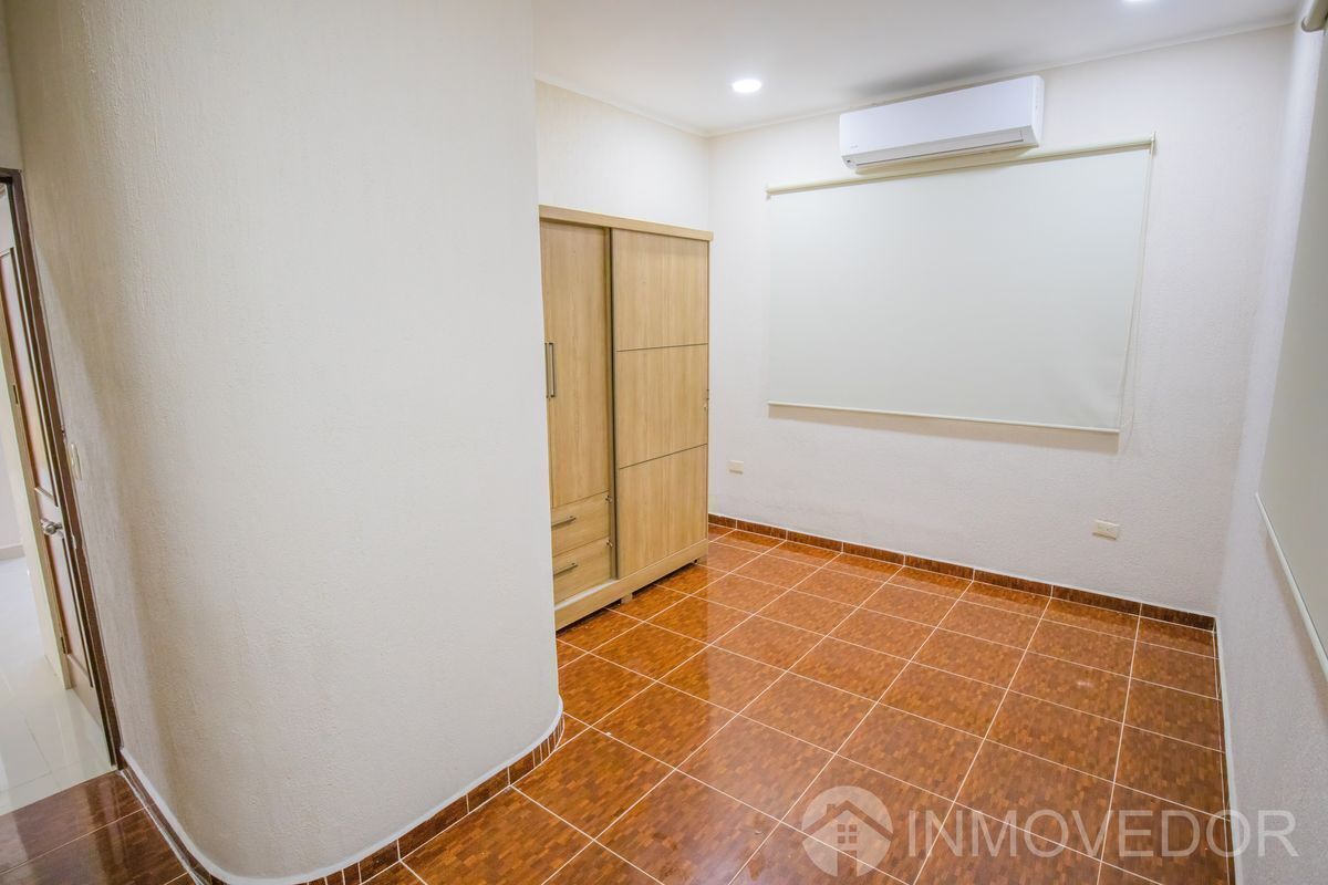 casa--4-recmaras--alberca--centro--sm12--350m220-32712