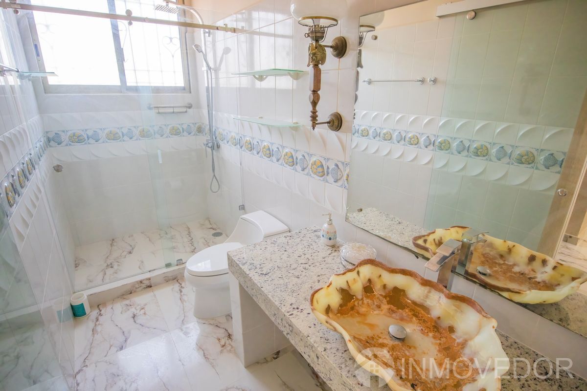 casa--4-recmaras--alberca--centro--sm12--350m225-32712