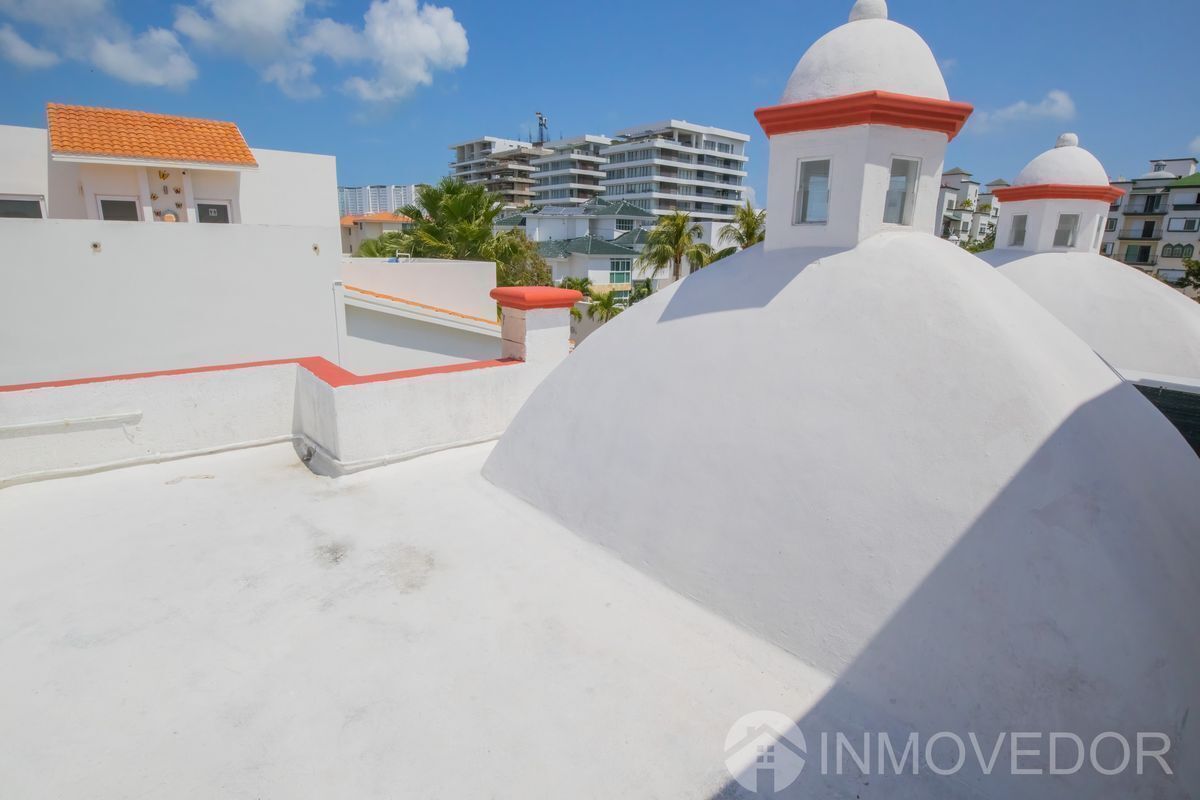 casa--4-recmaras--alberca--centro--sm12--350m240-32712