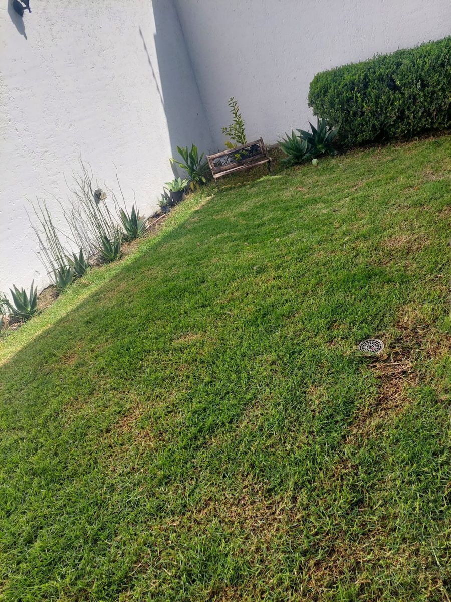 casa-amplia-en-venta-cerca-al-periferico21-24923