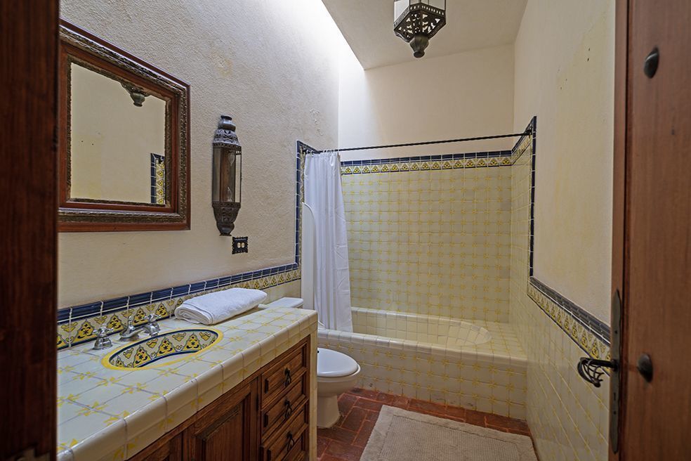 casa-antigua-en-venta-callejn-de-los-muertos-en-san-miguel-de-allende13-13105