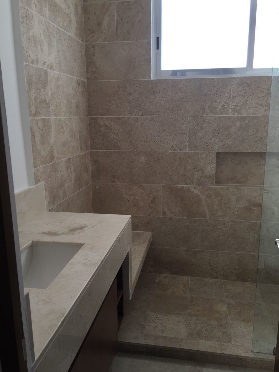 casa-con-alberca-en-venta-dentro-de-privada-en-xcanatn-zona-norte-merida13-32234