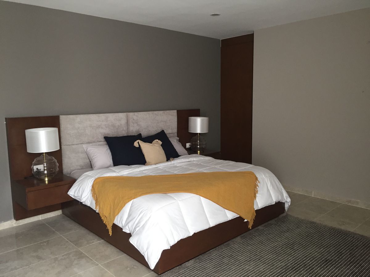 casa-con-alberca-en-venta-dentro-de-privada-en-xcanatn-zona-norte-merida18-32234