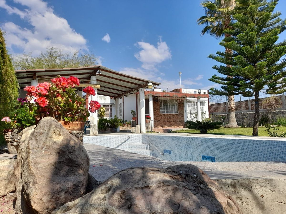 casa-con-terreno-en-venta-en-comanjilla-muy-cerca-de-la-carretera2-28714