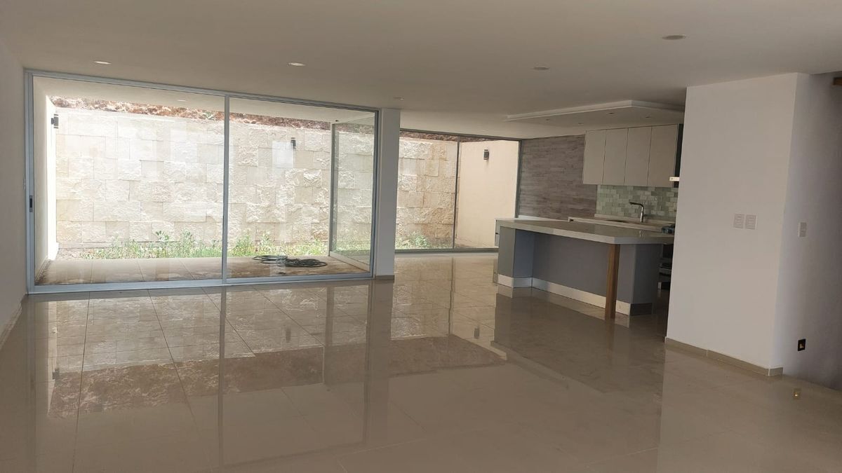 casa-de-autor-en-venta-en-zibat--slo-cliente-directo5-35465