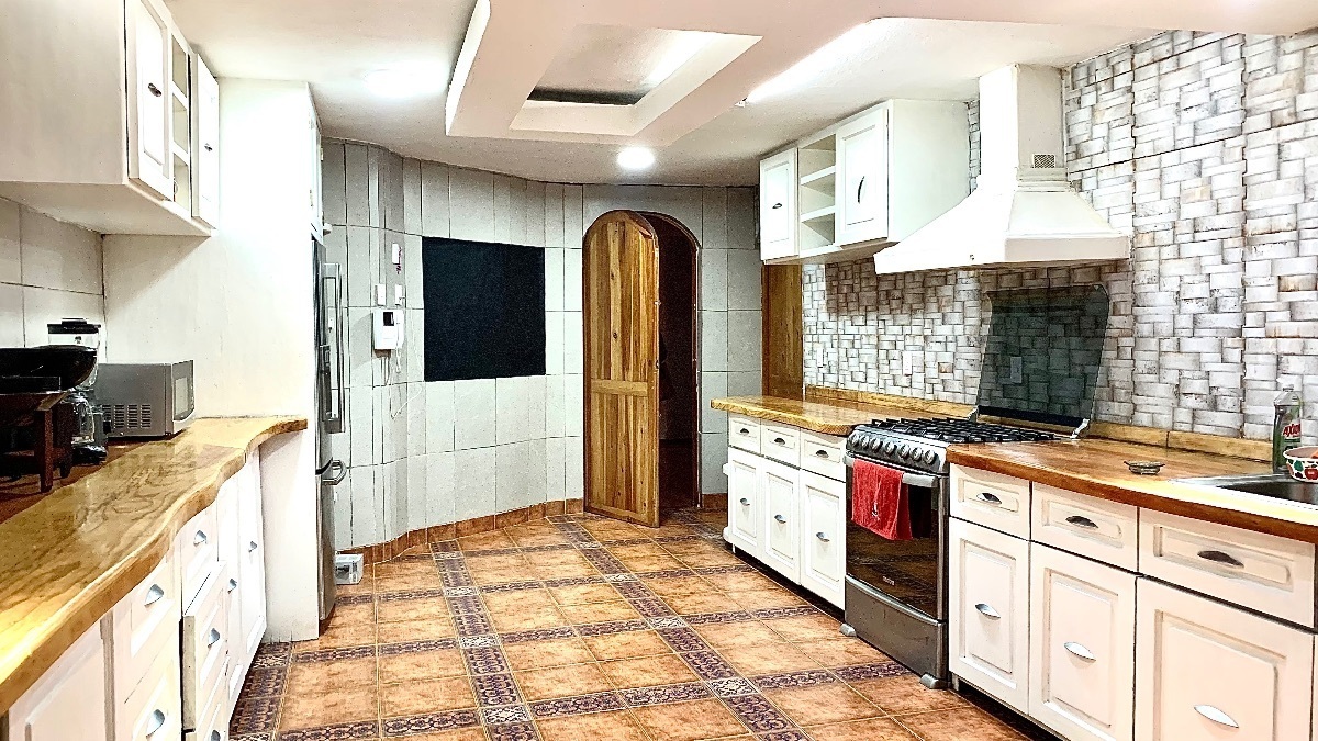 casa-de-campo-en-santa-rosa-xochiac-lvaro-obregn--ciudad-de-mxico26-36687