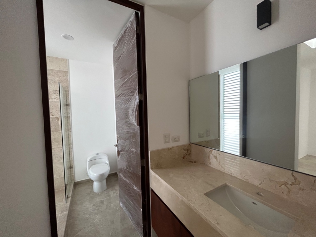 casa-de-entrega-inmediata-en-privada-merida-xcanatun42-33568
