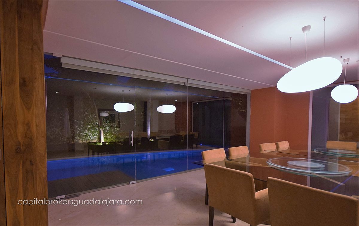 casa-de-lujo-en-el-coto-santa-fe-en-valle-real-alberca17-26798