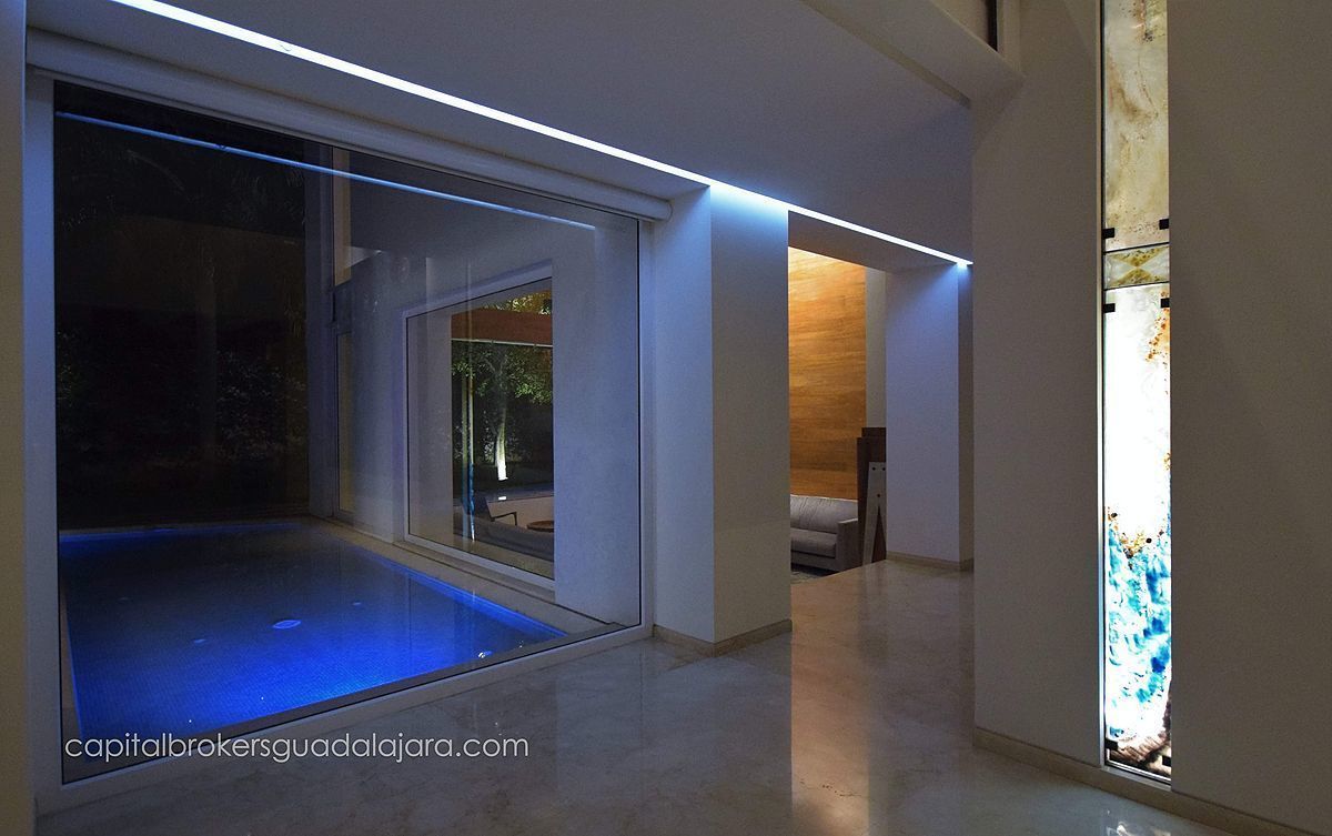casa-de-lujo-en-el-coto-santa-fe-en-valle-real-alberca35-26798