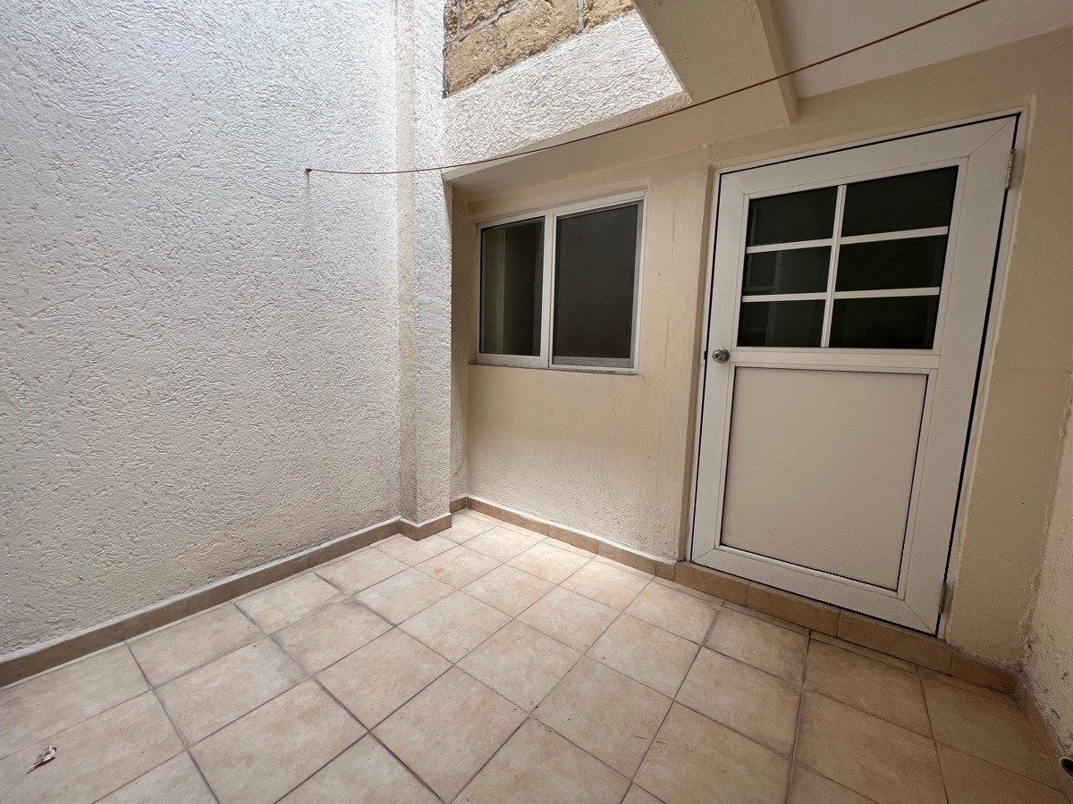 casa-de-un-piso-con-jardn-en-venta-en-pedregal-de-san-francisco31-20749
