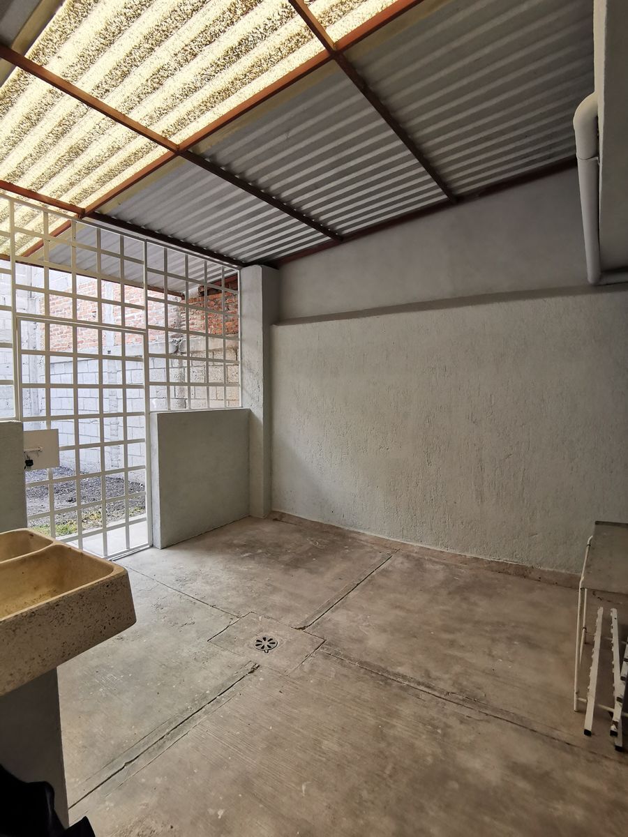 casa-de-una-planta-en-renta-en-campestre-italiana5-20480