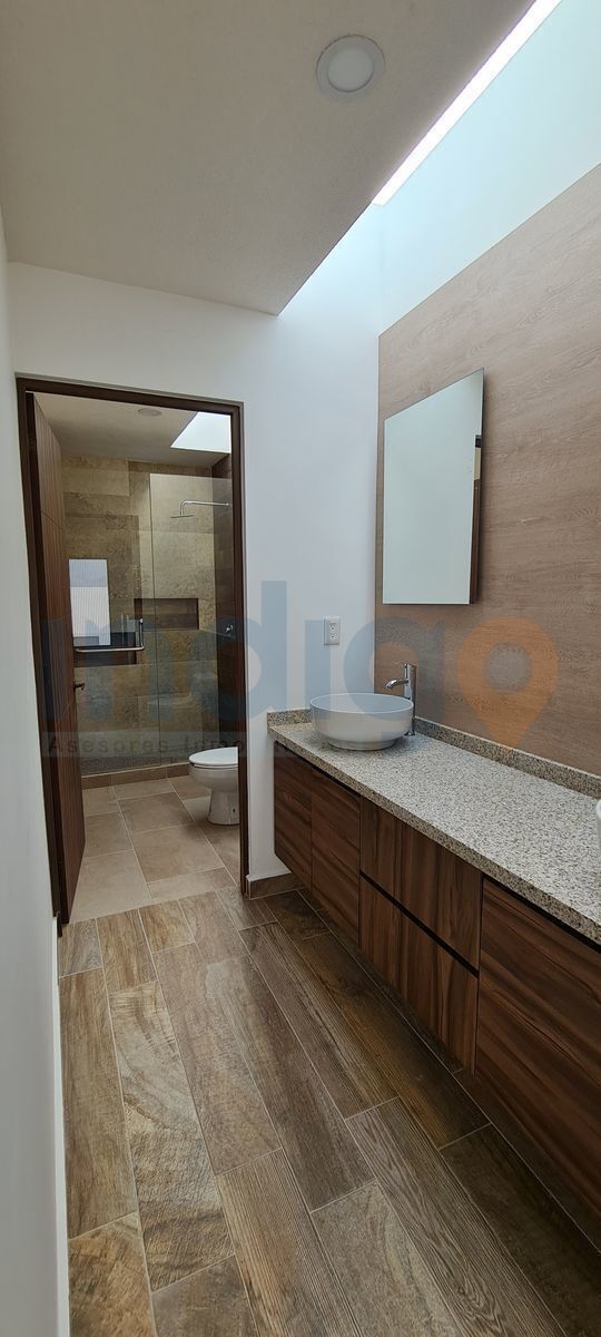 casa-en--venta--en-zibata-privada-acacia-excelentes-acabados14-36054
