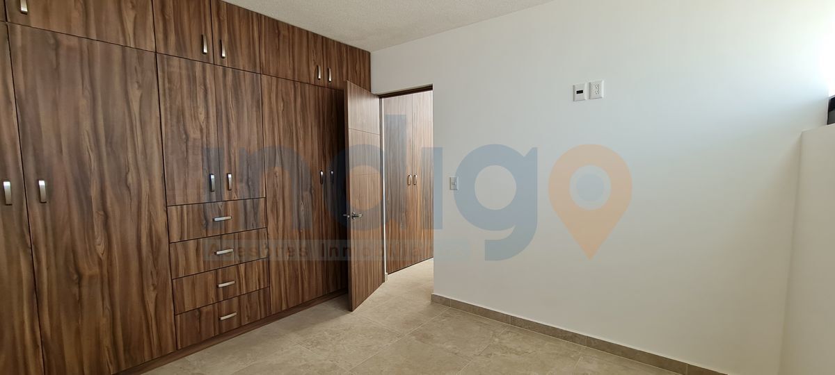 casa-en--venta--en-zibata-privada-acacia-excelentes-acabados17-36054