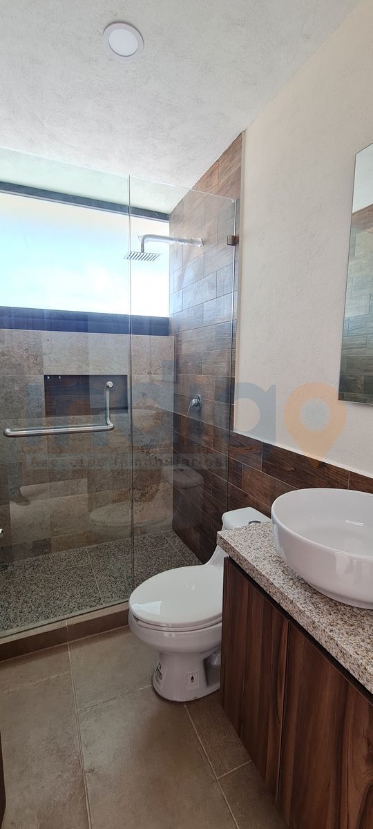 casa-en--venta--en-zibata-privada-acacia-excelentes-acabados18-36054