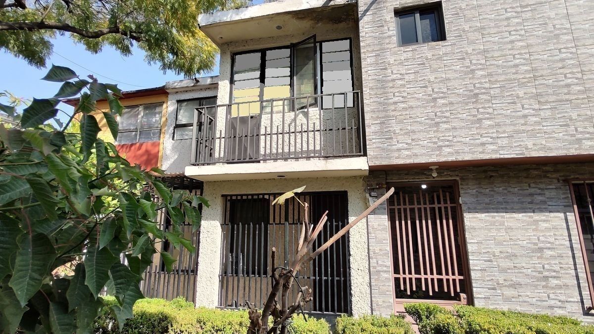 Casa en andador en colonia CTM en Coyoacán.