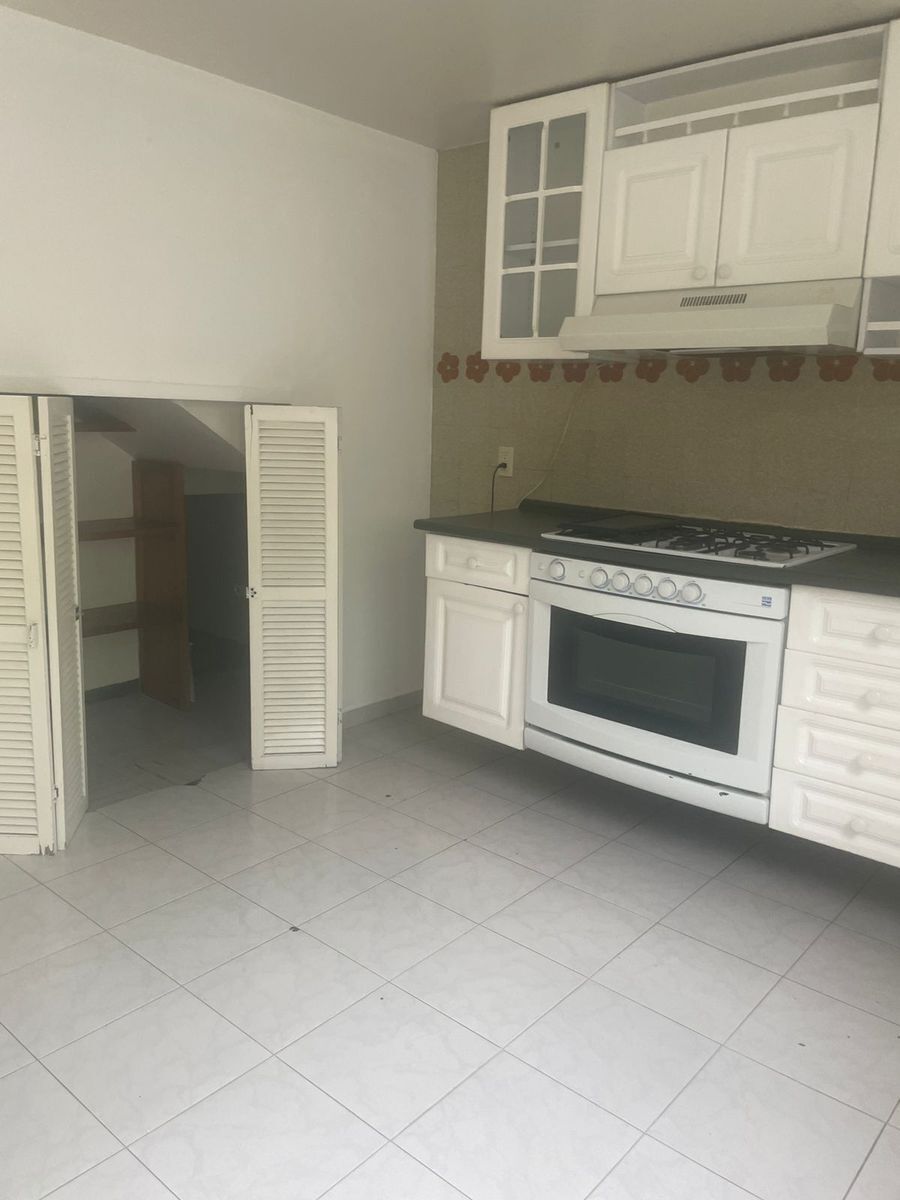 casa-en-condominio-solo-2-casas-por-televisa-san-angel13-37771