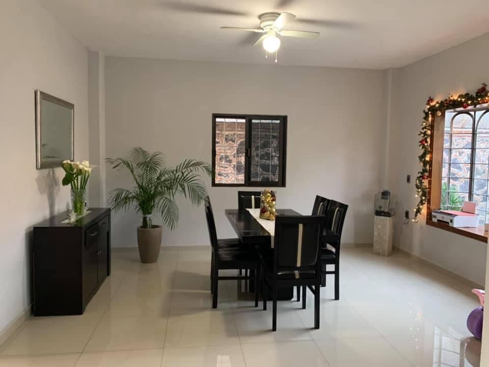 casa-en-fraccionamiento-en-burgos-temixco-morelos-caen825fr4-32476