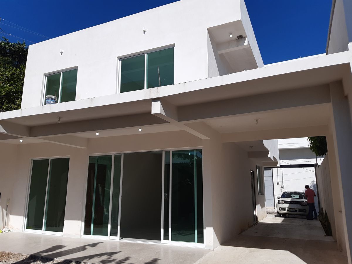 CASA EN LA COLONIA HOGAR MODERNO