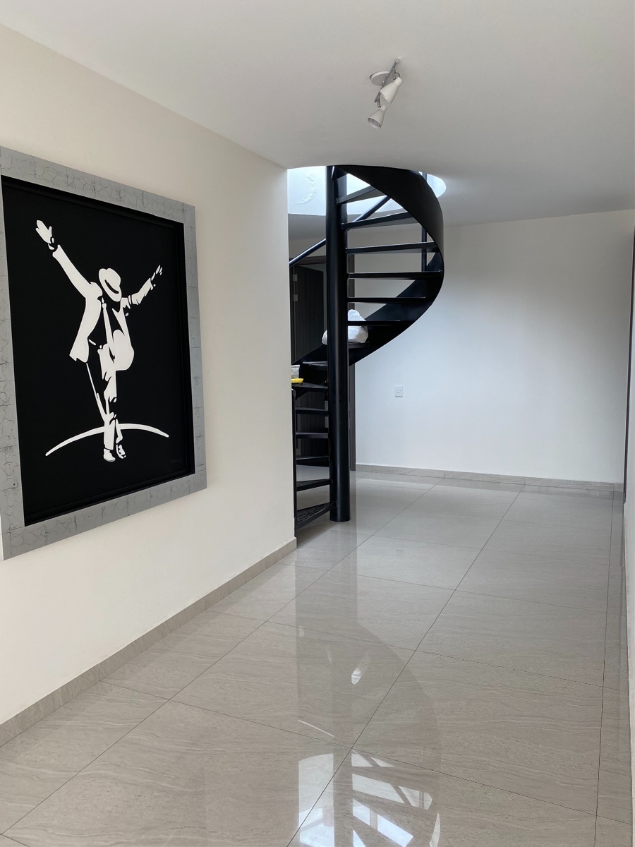 casa-en-lomas-de-tecamachalco-con-vigilancia-24713-15221