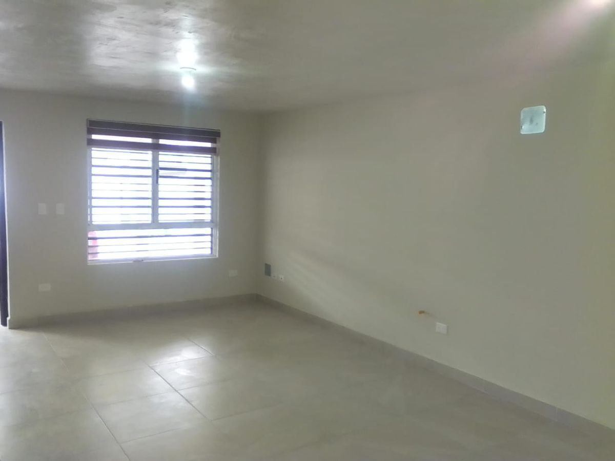 casa-en-renta--zona-mirasur--fraccionamiento-brianzzas-escobedo-nl4-27679