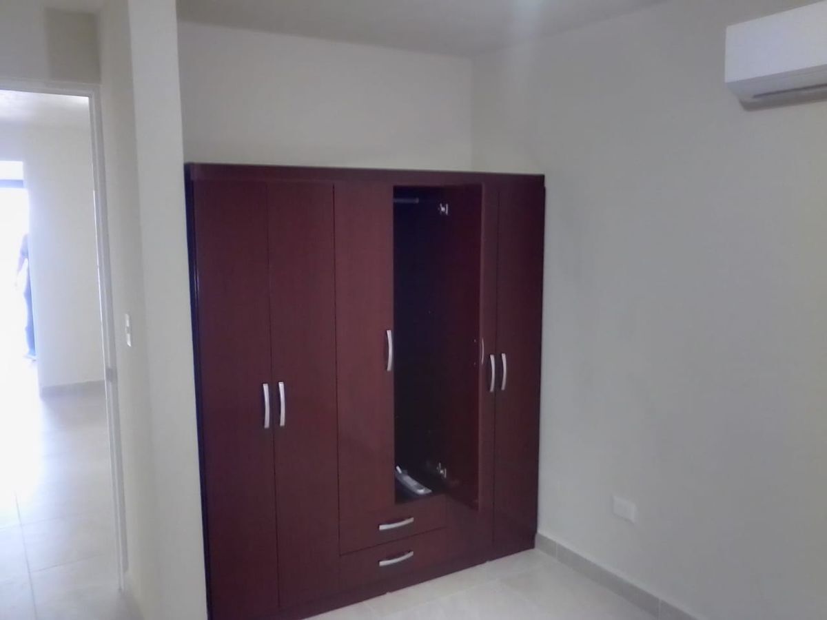 casa-en-renta--zona-mirasur--fraccionamiento-brianzzas-escobedo-nl8-27679