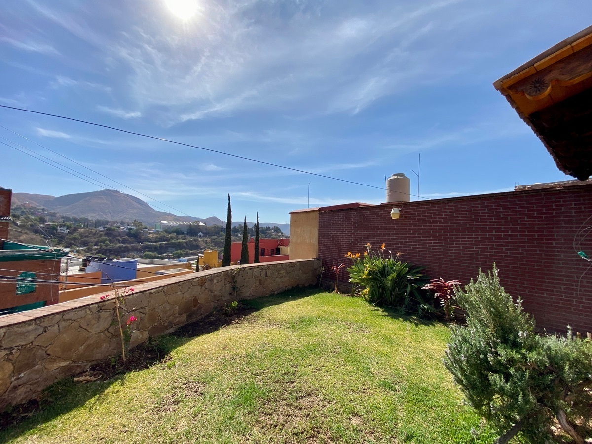 casa-en-renta-amueblada-en-san-javier-de-una-sola-planta34-27000