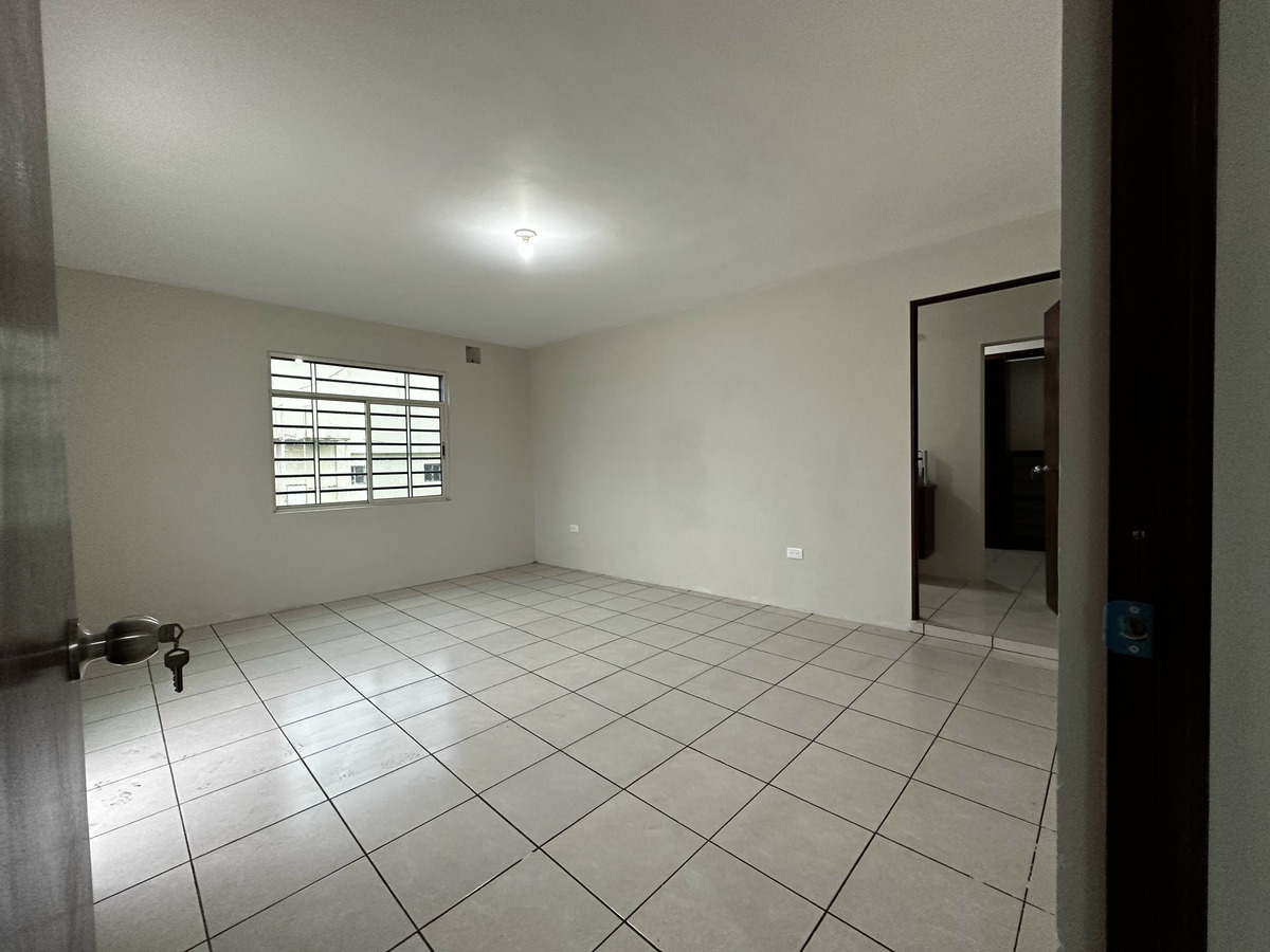 casa-en-renta-con-cuarto-en-planta-baja-colonia-anahuac-san-nicolas-de-los-garza8-15786