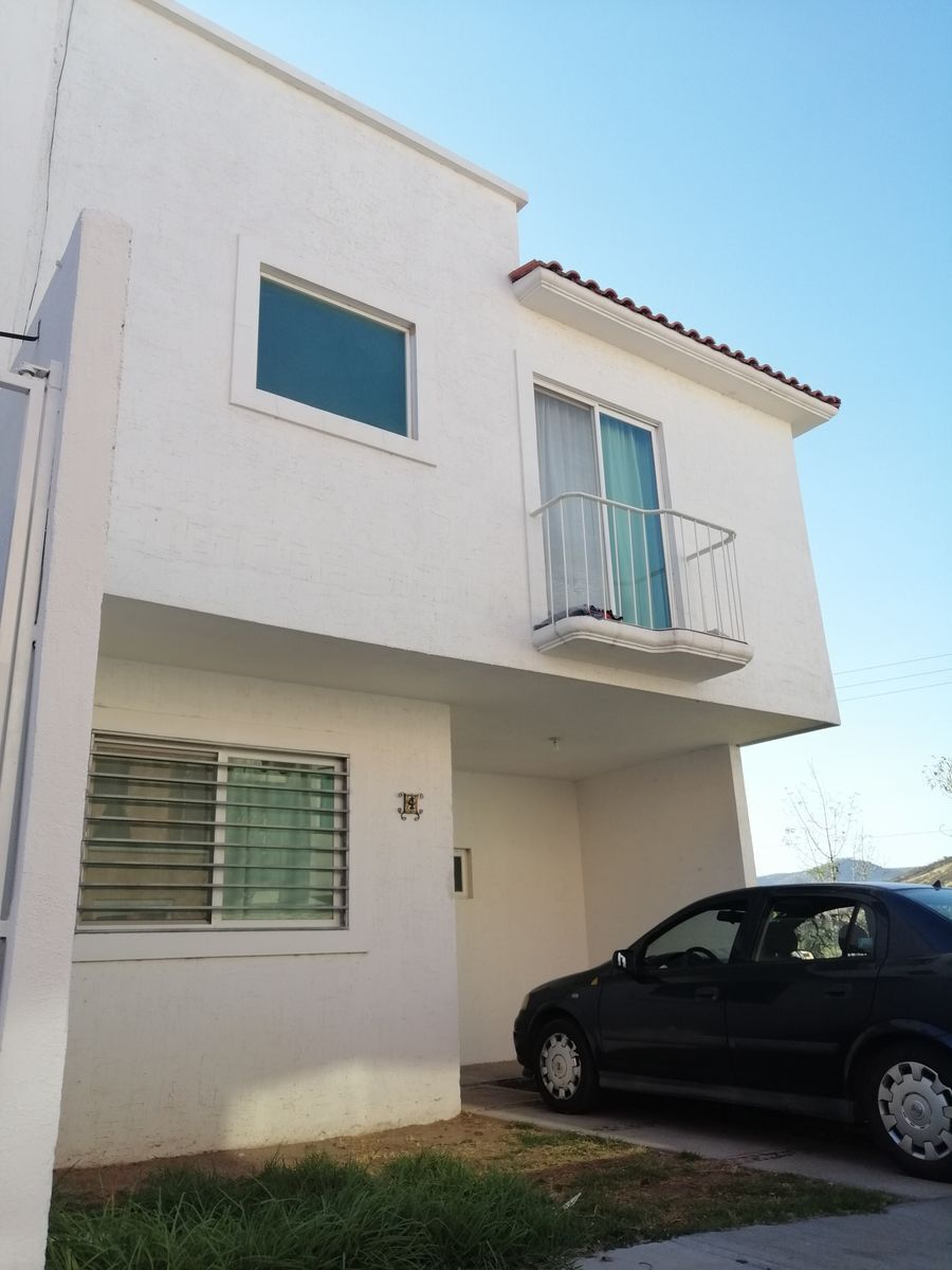Casa en RENTA en Fraccionamiento Alhóndiga