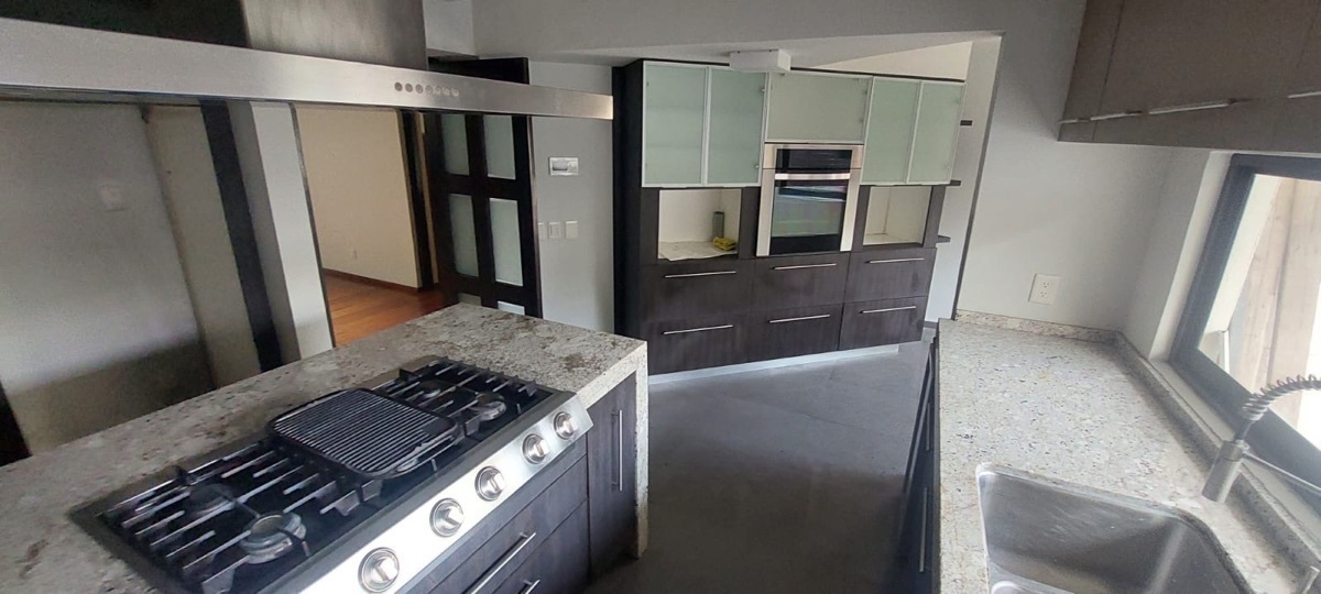 casa-en-renta-en-fuente-de-diana-tecamachalco-390mts-const-3-rec-3-ba-2-est10-21072