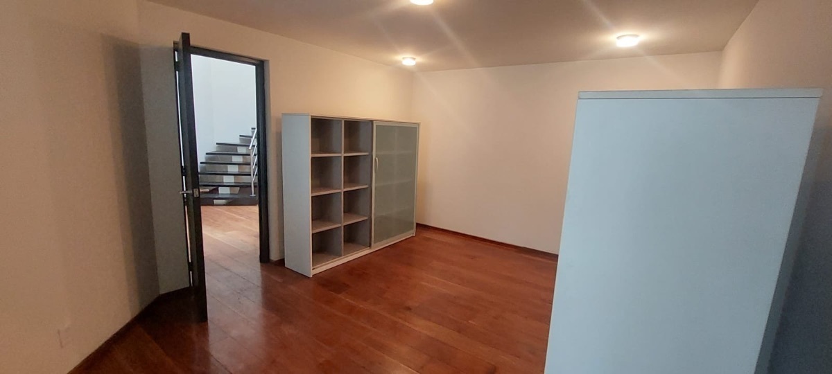 casa-en-renta-en-fuente-de-diana-tecamachalco-390mts-const-3-rec-3-ba-2-est11-21072