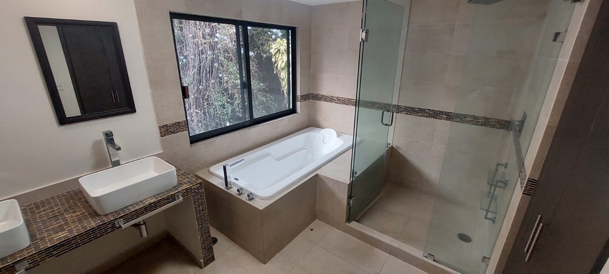 casa-en-renta-en-fuente-de-diana-tecamachalco-390mts-const-3-rec-3-ba-2-est20-21072