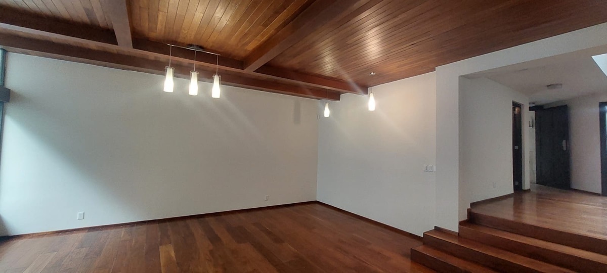 casa-en-renta-en-fuente-de-diana-tecamachalco-390mts-const-3-rec-3-ba-2-est4-21072