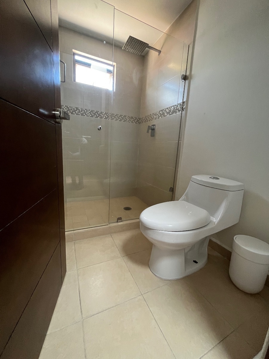 casa-en-renta-en-pedregal-del-bosque17-24735