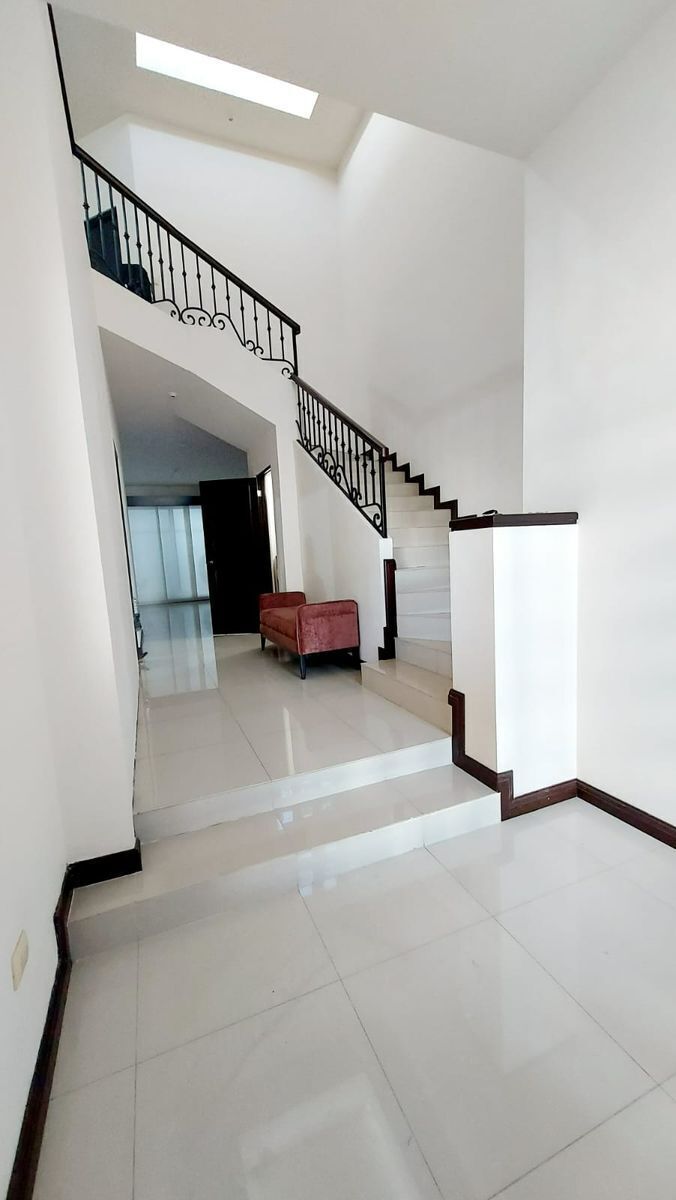 casa-en-renta-en-privanzas19-27395
